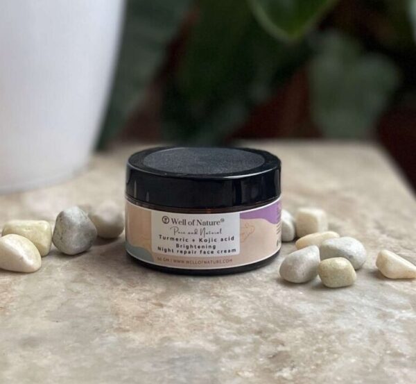 Turmeric and Kojic Acid Night Repair Cream – Natural formulation for brightening skin, reducing dark spots, and promoting a youthful complexion.